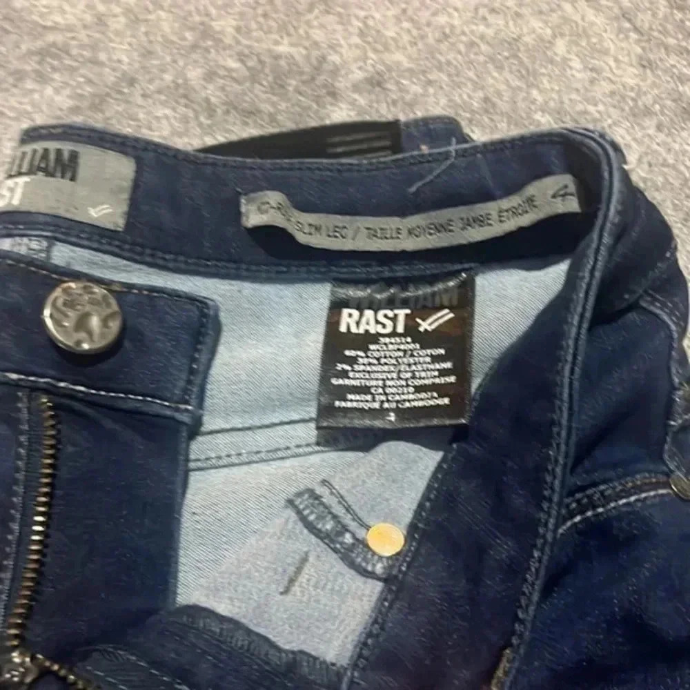William Rast Mid Rise Slim Leg size 4 - Picture 2 of 6